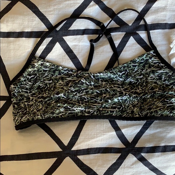 lululemon athletica Other - Lululemon sports bra size 10